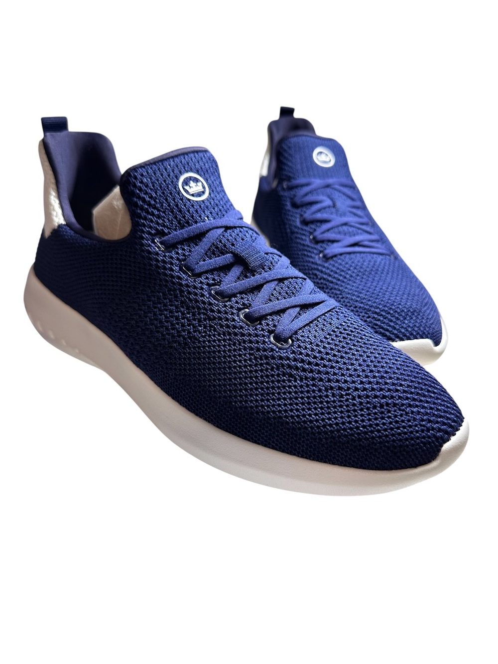LADIES HYPERLIGHT GLIDE PACER.NAVY.
MSRP$155.00.NWT